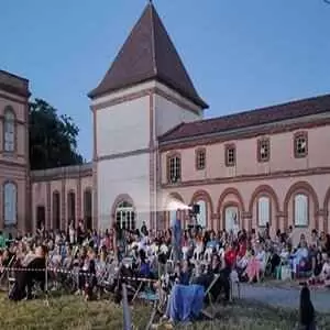 Toulouseweb - guinguettes à Toulouse - Guinguette La Terrasse du Château Toulouseweb - guinguettes à Toulouse - Guinguette La Terrasse du Château